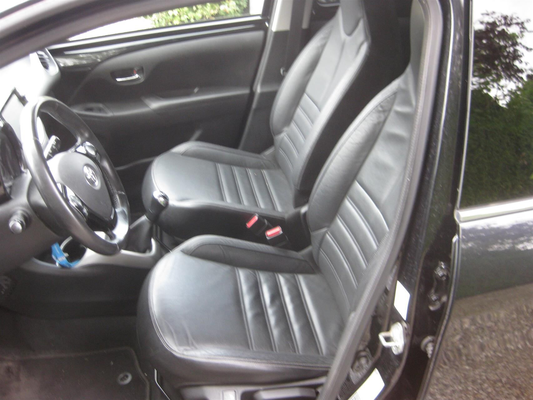 Sort Toyota Aygo fra 2017