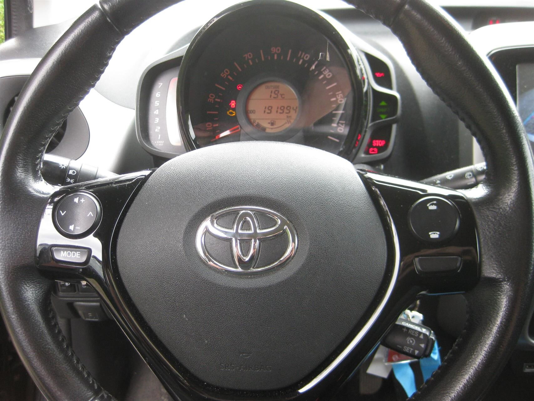 Sort Toyota Aygo fra 2017