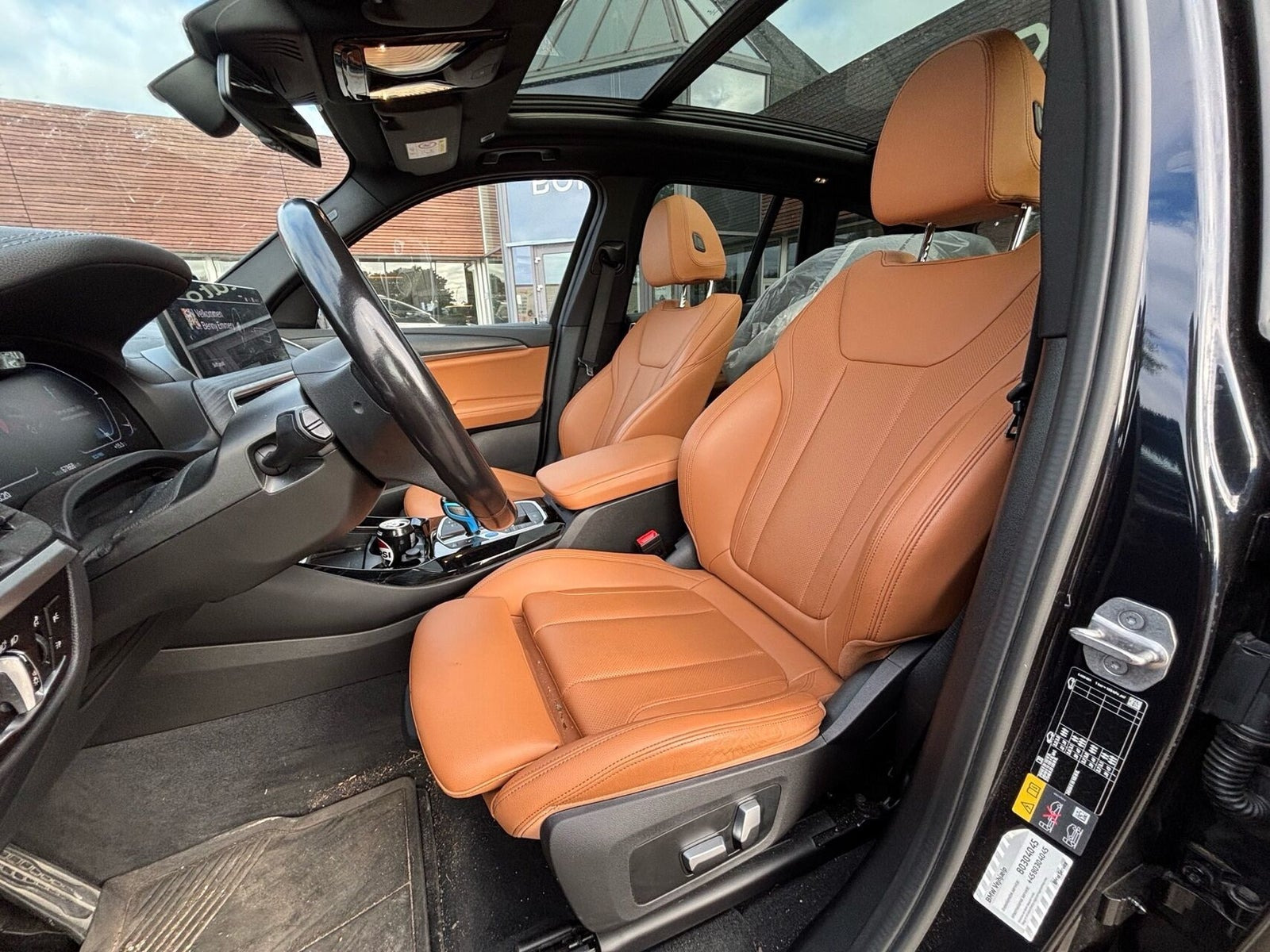 Sort BMW iX3 fra 2022