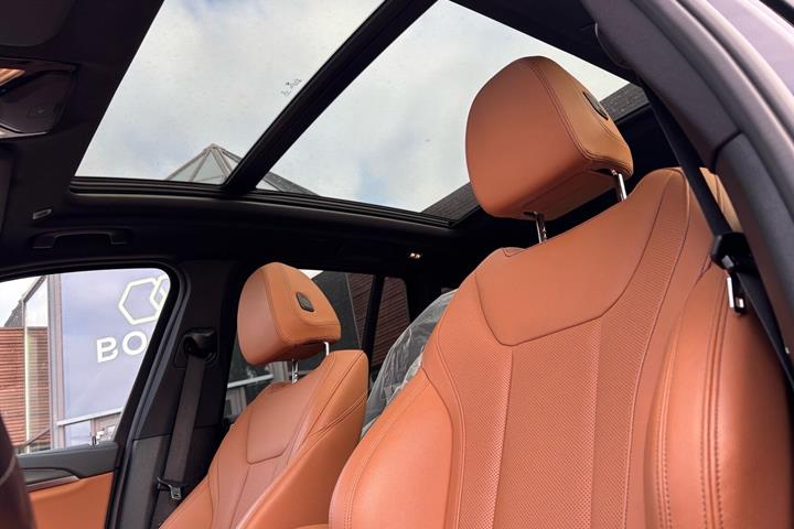 Sort BMW iX3 fra 2022