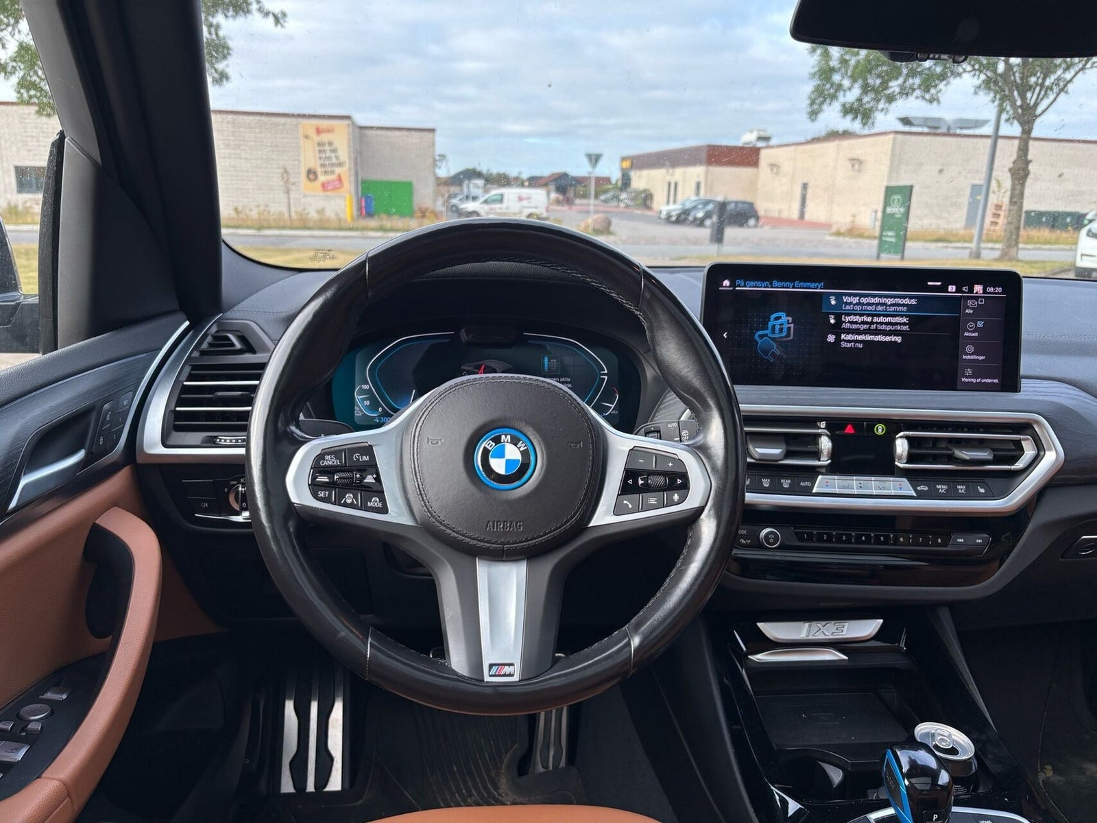 Sort BMW iX3 fra 2022