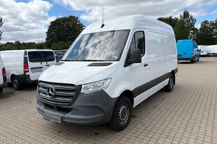 Hvid Mercedes Sprinter 316 fra 2020