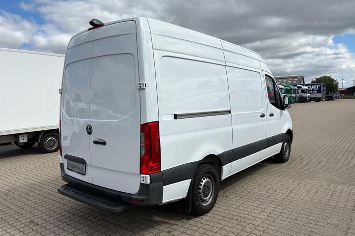Hvid Mercedes Sprinter 316 fra 2020