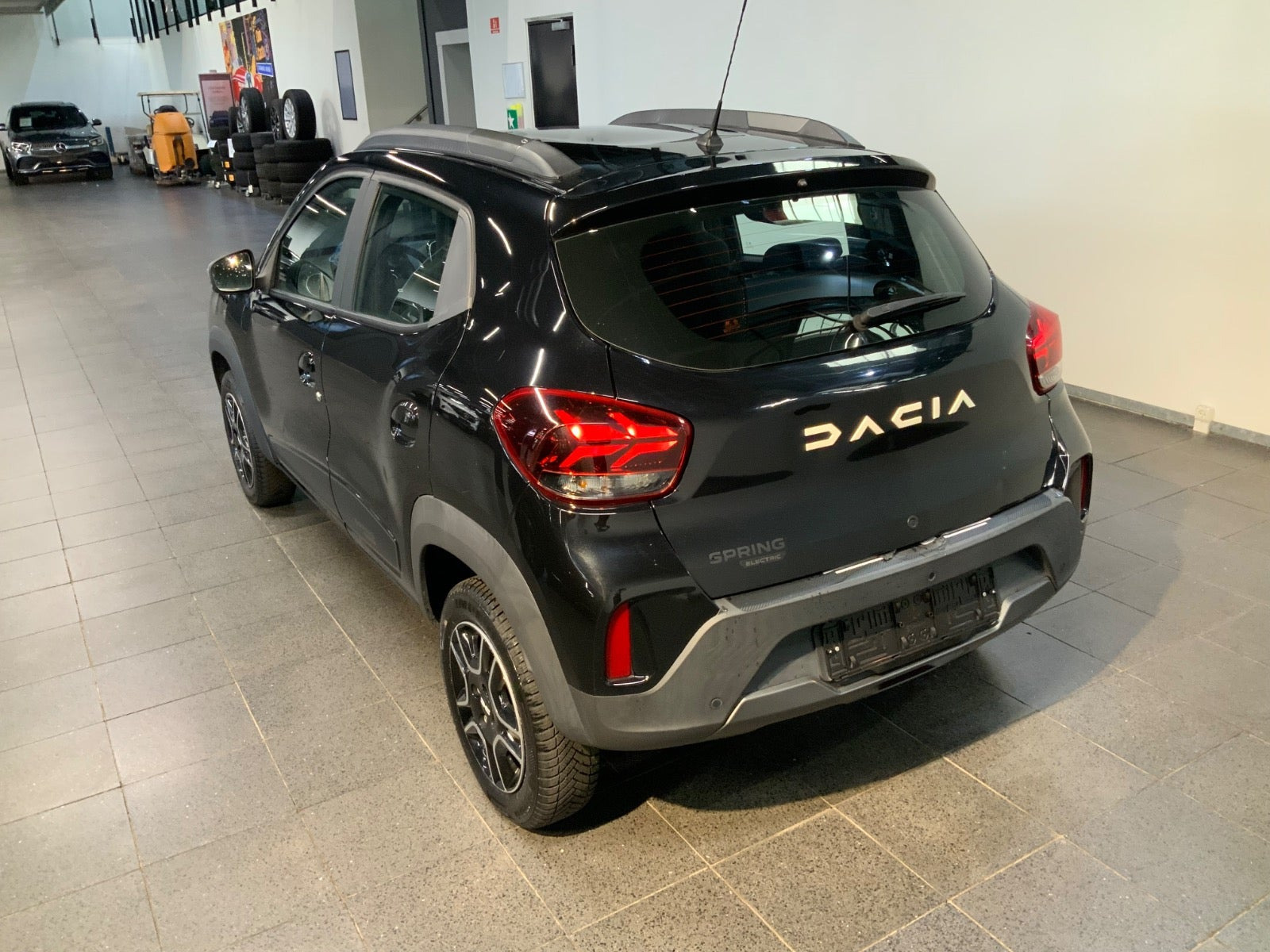 Sort Dacia Spring fra 2023