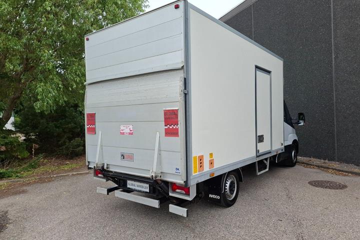 Hvid Iveco Daily fra 2018