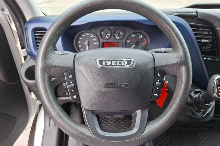 Hvid Iveco Daily fra 2018