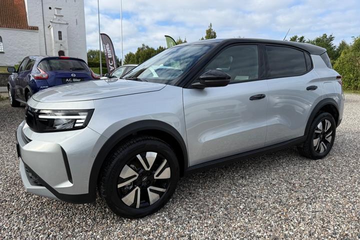 Grå Opel Frontera fra 2025