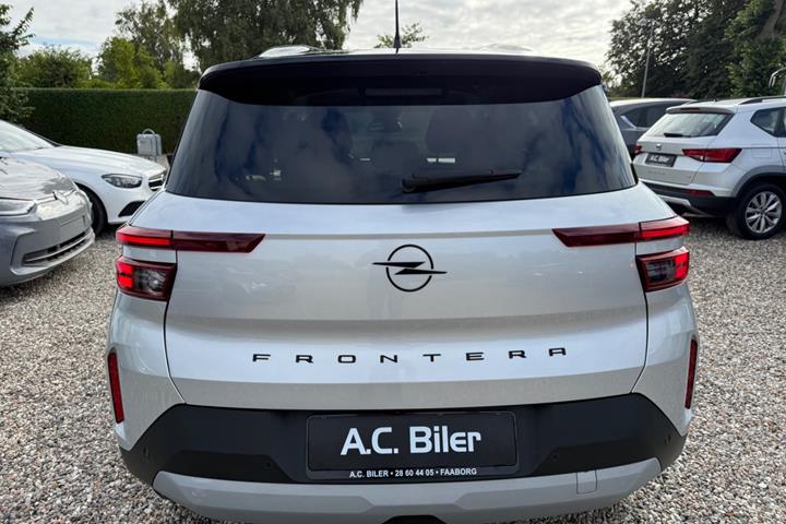 Grå Opel Frontera fra 2025