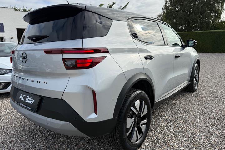 Grå Opel Frontera fra 2025