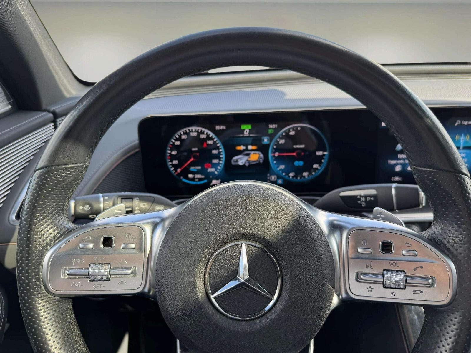 undefined Mercedes EQC400 fra 2020