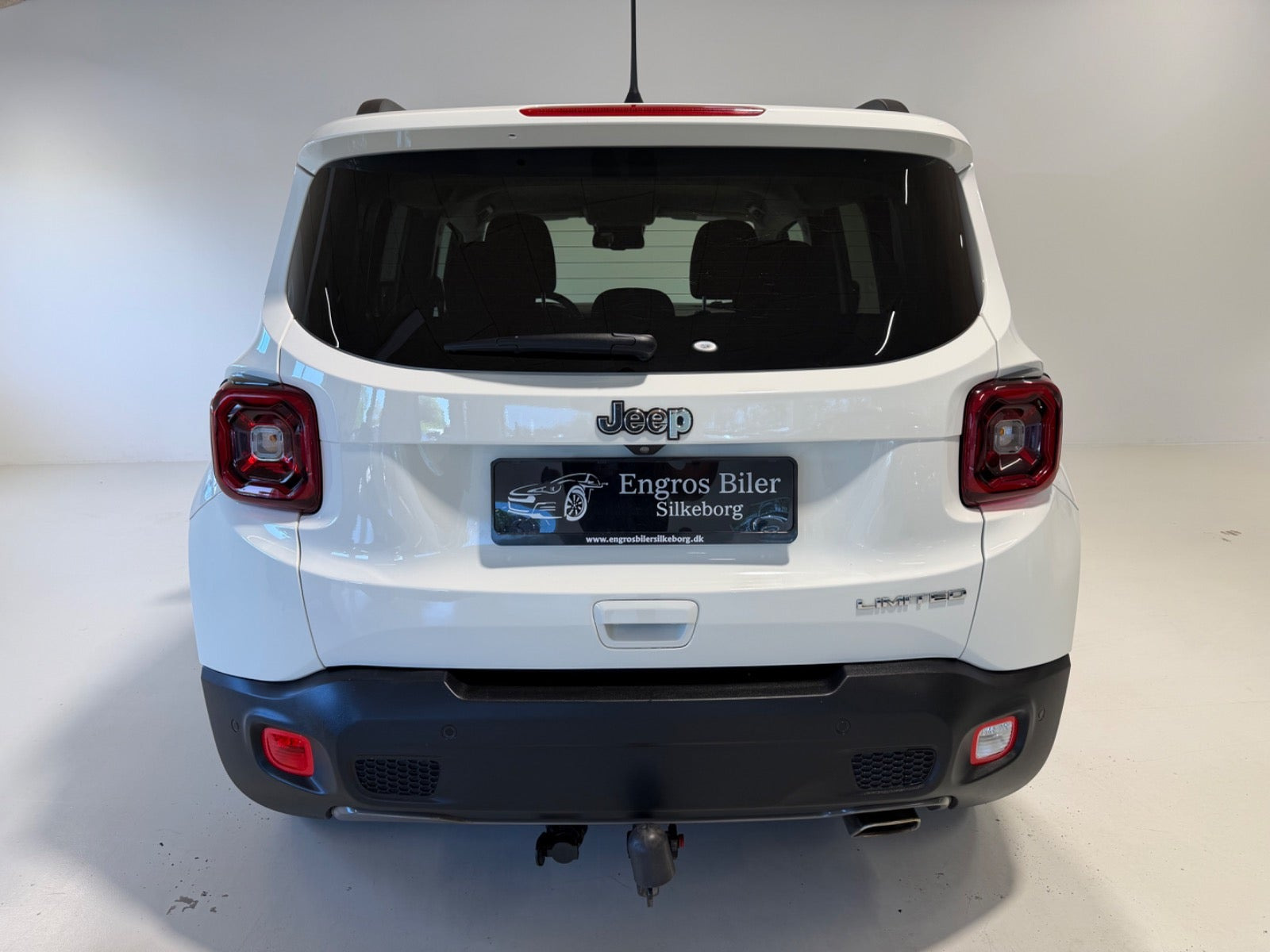 Hvid Jeep Renegade fra 2020