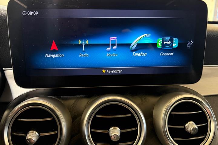 Grå Mercedes C220 d fra 2019