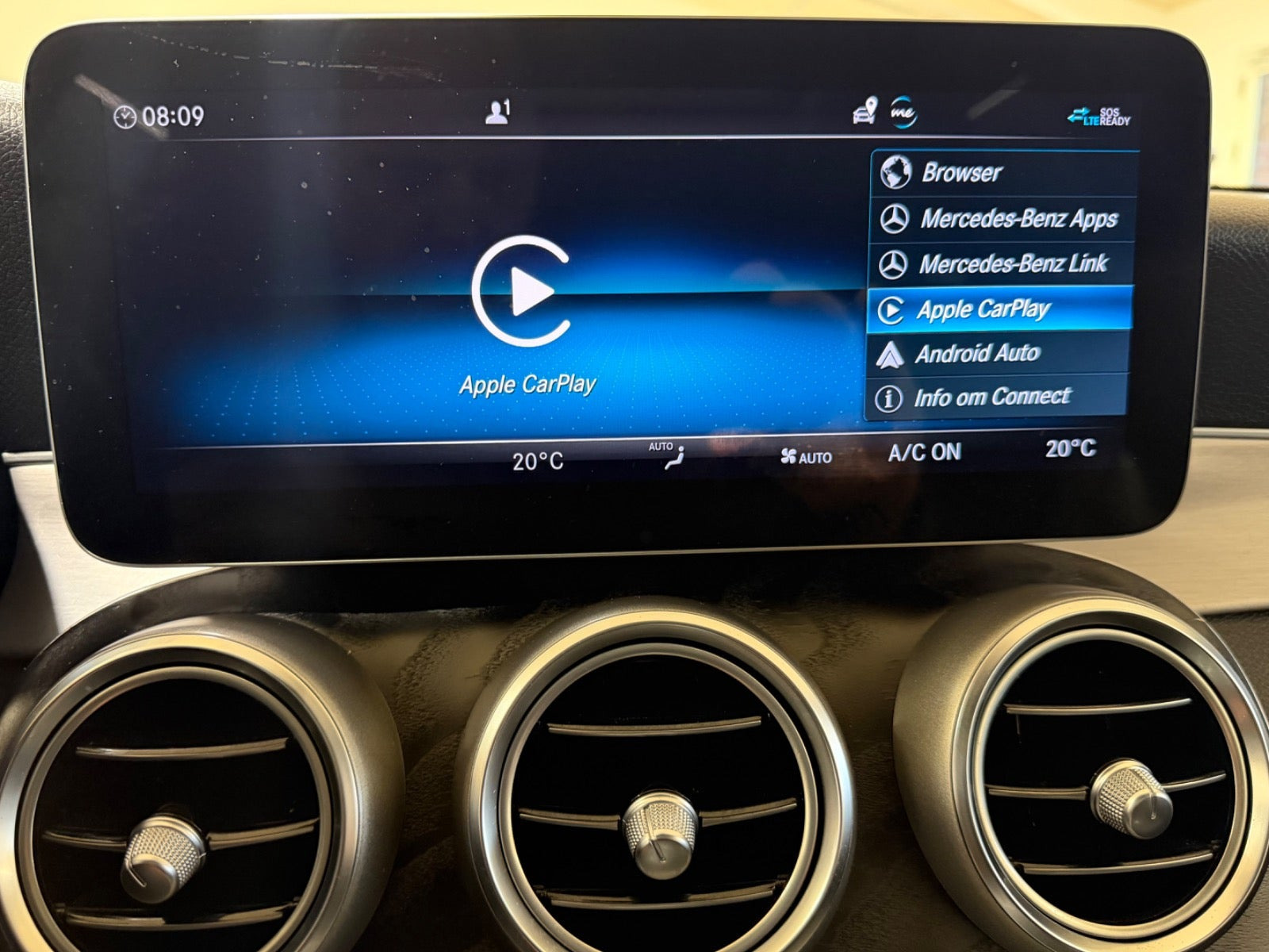 Grå Mercedes C220 d fra 2019