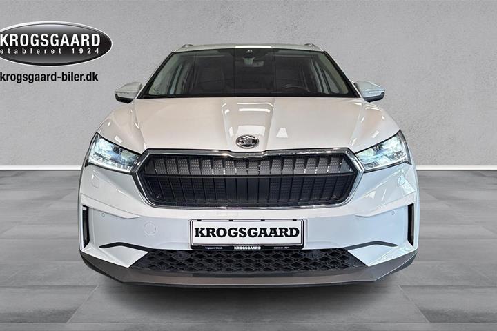 Hvid Skoda Enyaq fra 2021