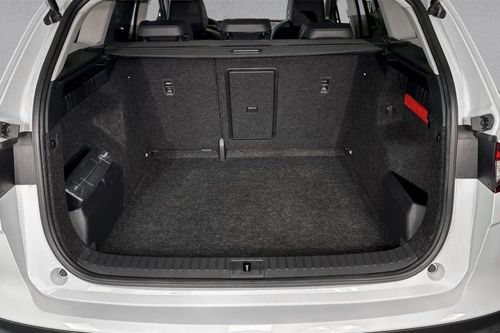 Hvid Skoda Enyaq fra 2021