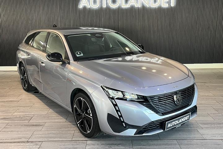 Grå Peugeot E-308 fra 2025