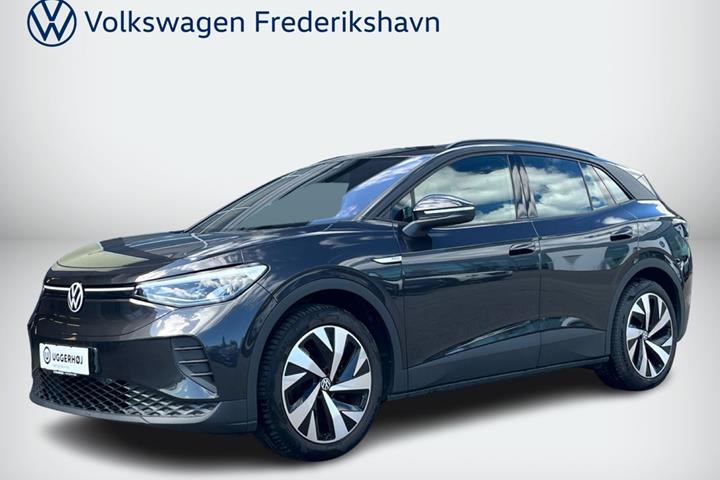 Grå VW ID.4 fra 2022 set udefra