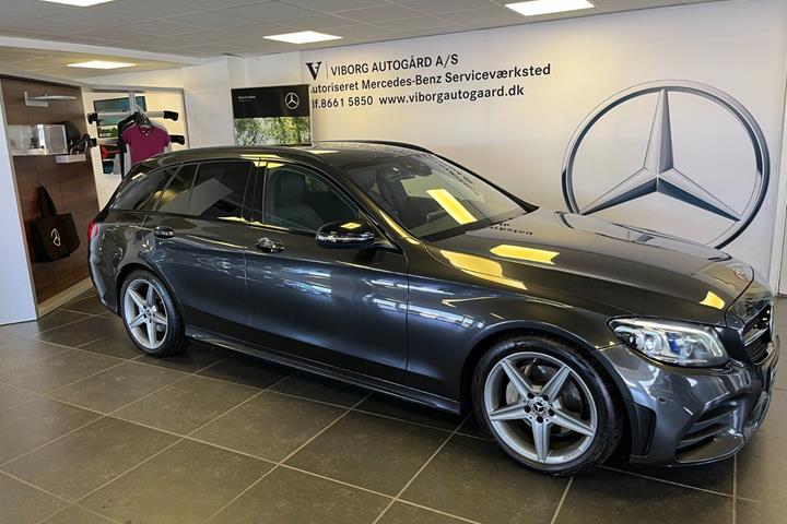 Grå Mercedes C220 d fra 2021