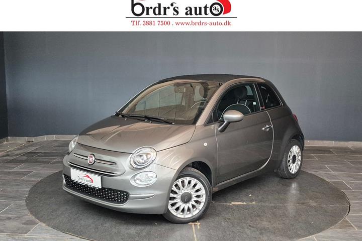 Grå Fiat 500C fra 2021