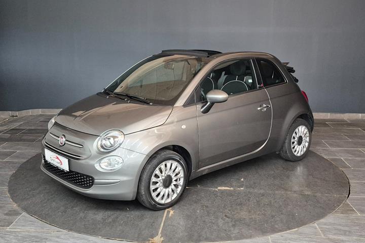 Grå Fiat 500C fra 2021
