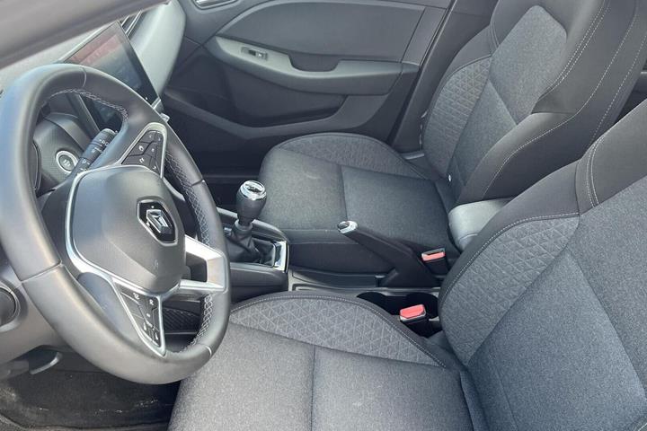 Hvid Renault Clio V fra 2022