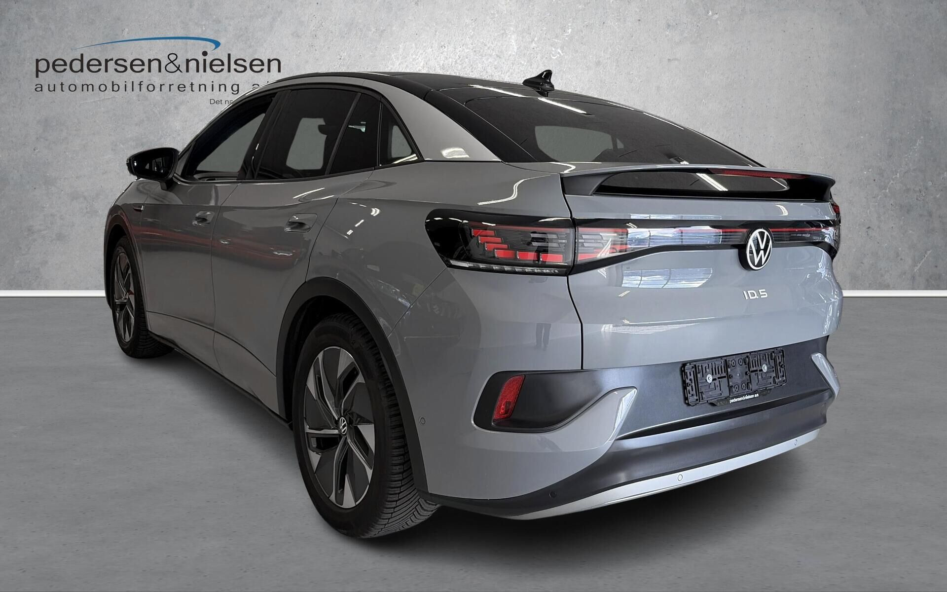 Grå VW ID.5 fra 2023