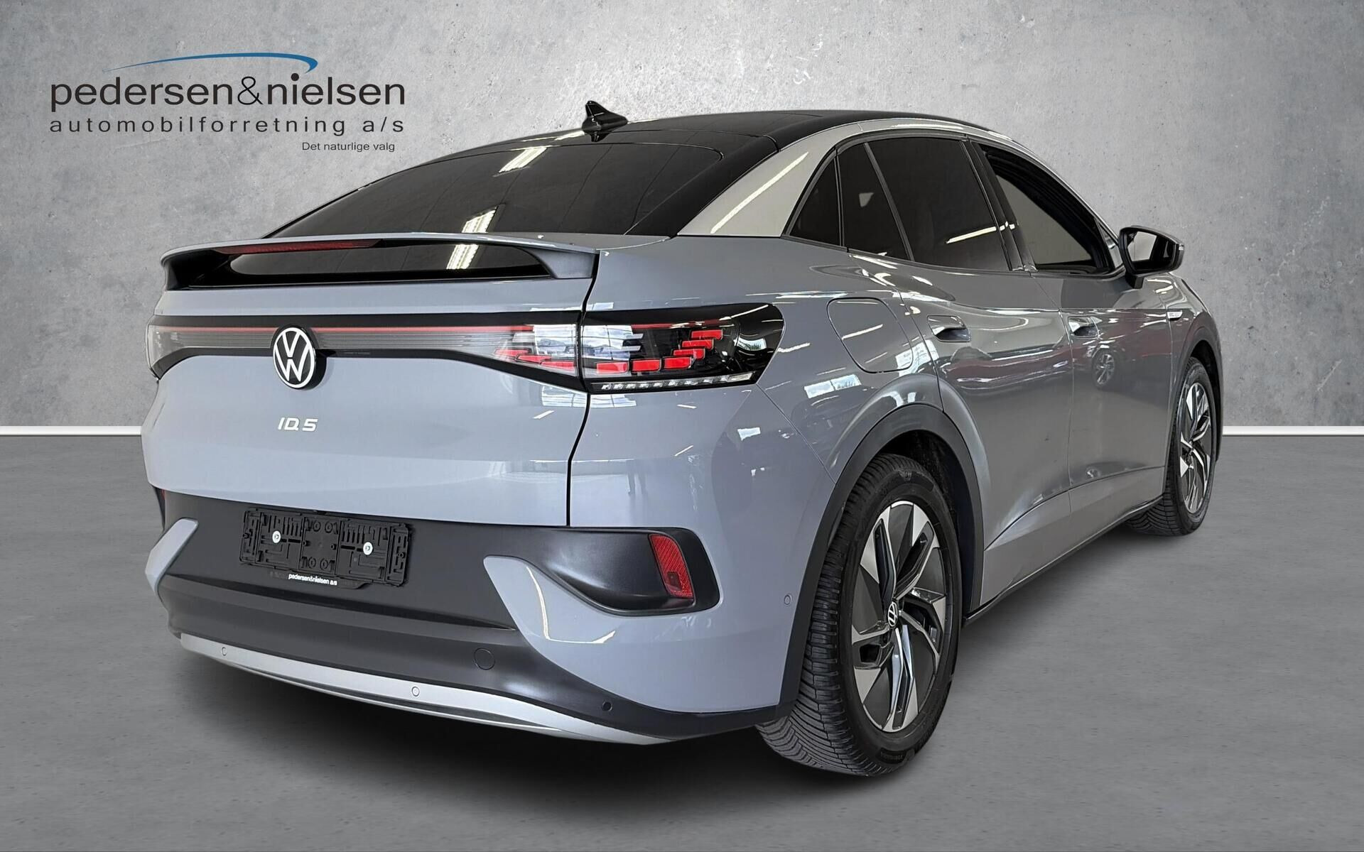 Grå VW ID.5 fra 2023