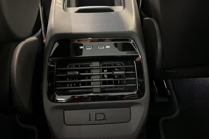 Grå VW ID.5 fra 2023