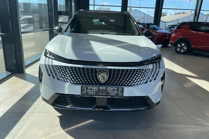 Hvid Peugeot e-5008 fra 2025
