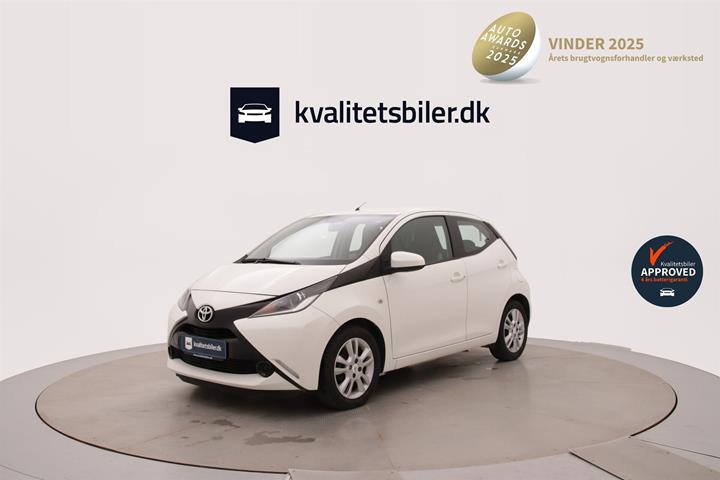 Hvid Toyota Aygo fra 2017