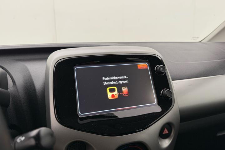 Hvid Toyota Aygo fra 2017