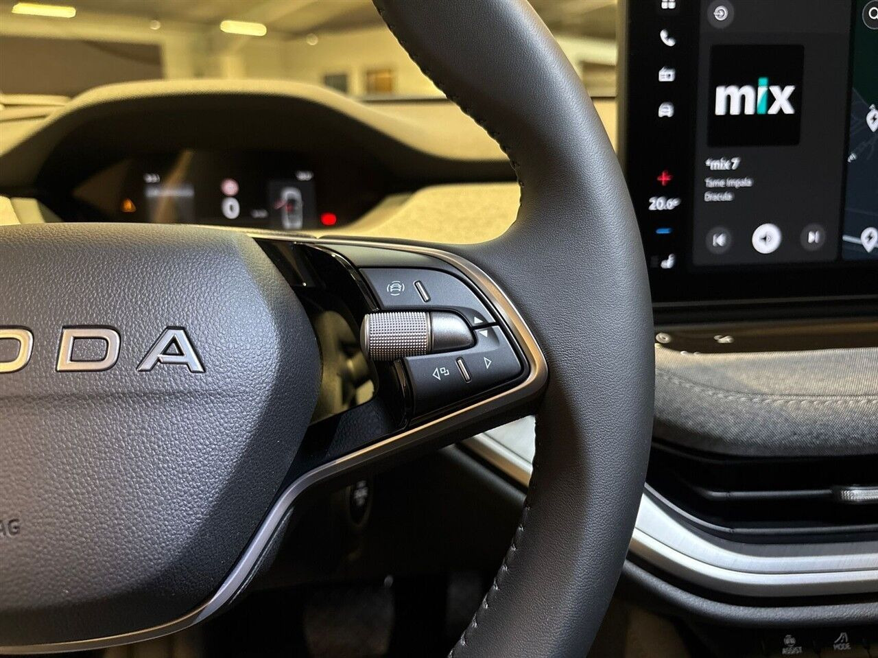Sort Skoda Enyaq fra 2026