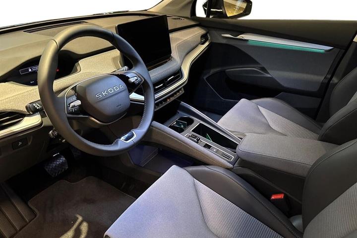 Sort Skoda Enyaq fra 2026