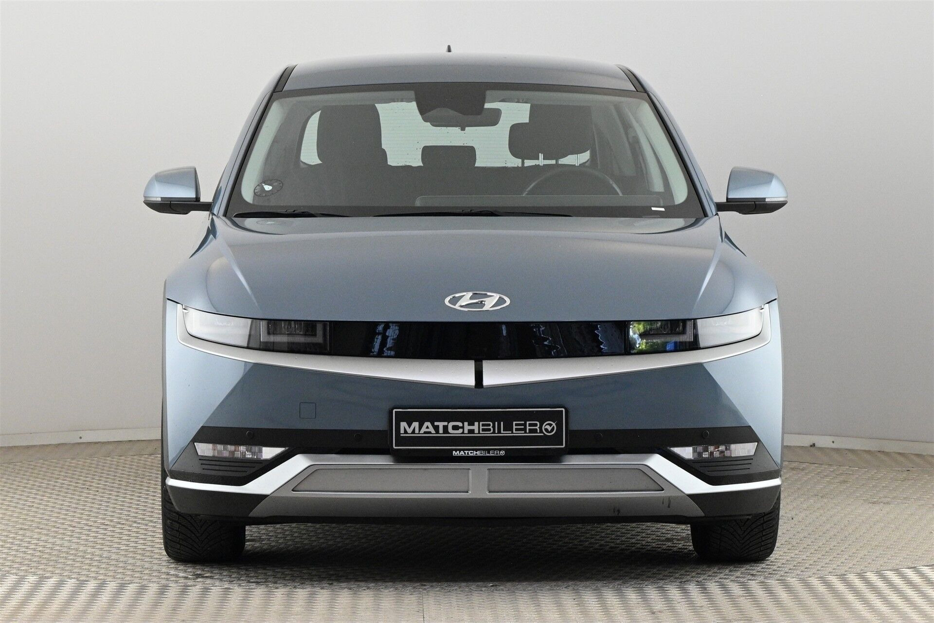 Blå Hyundai Ioniq 5 fra 2023