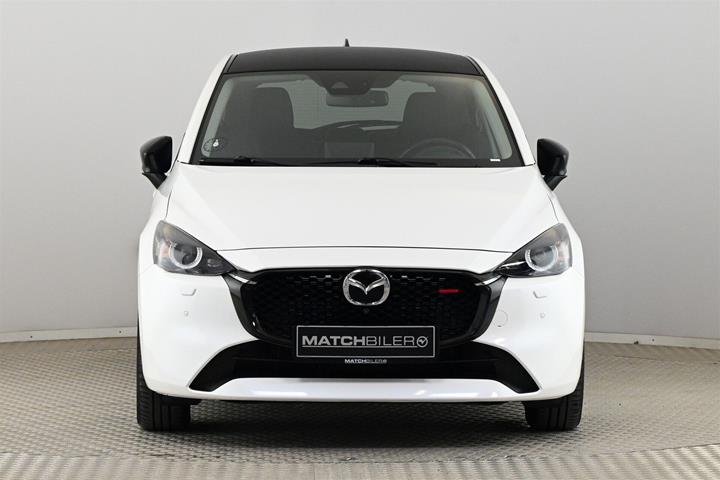 Hvid Mazda 2 fra 2023