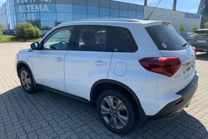 Hvid Suzuki Vitara fra 2021