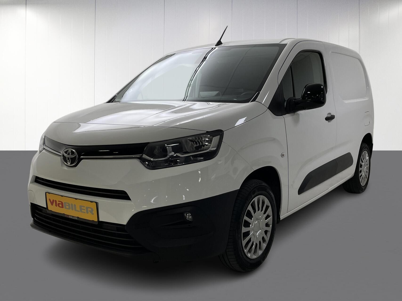 Toyota ProAce City 1,5 Medium D Comfort Master En Skydedør 102HK Van