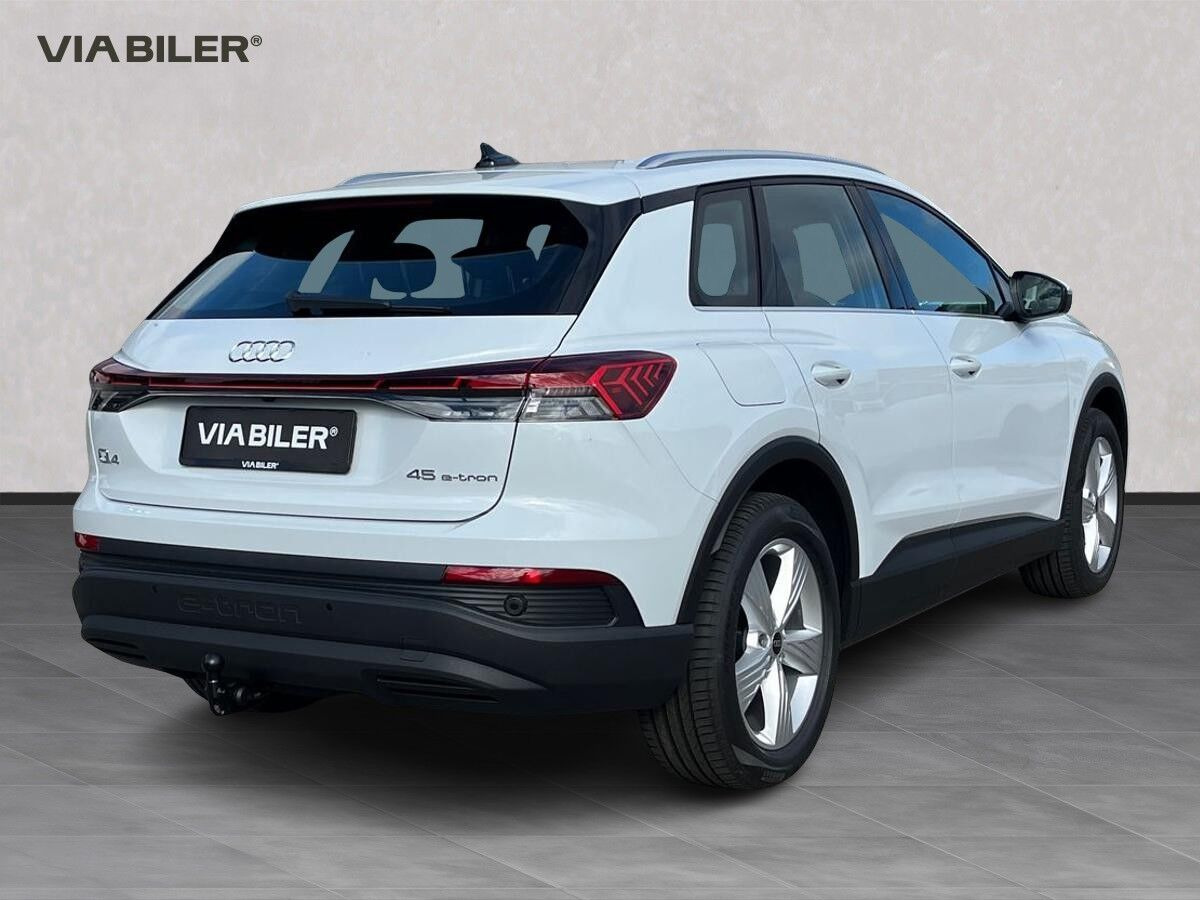 Hvid Audi Q4 fra 2026