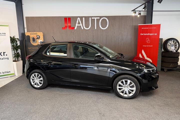 Sort Opel Corsa-e fra 2024