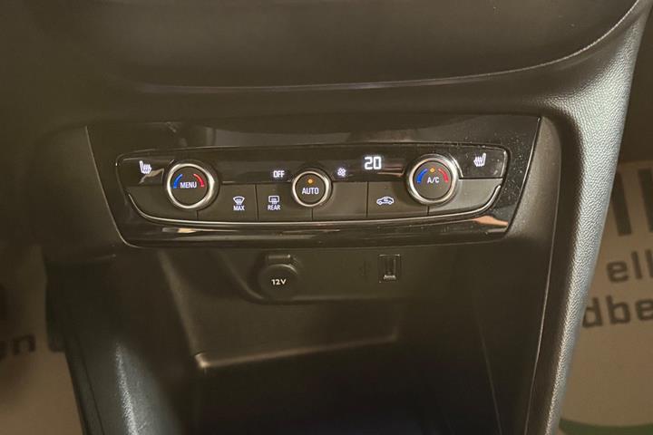 Sort Opel Corsa-e fra 2024