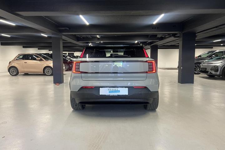 Grå Volvo EX30 fra 2024