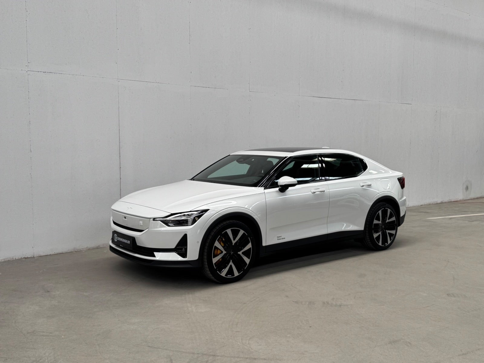Hvid Polestar 2 fra 2025