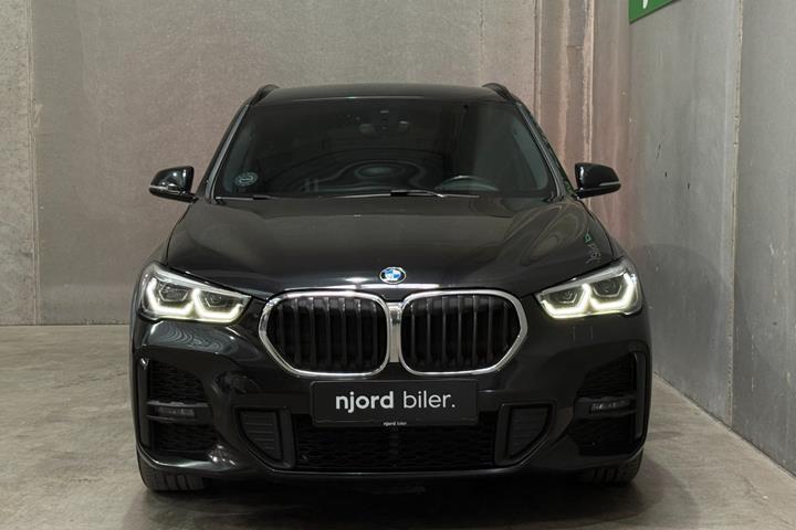 Sort BMW X1 fra 2021