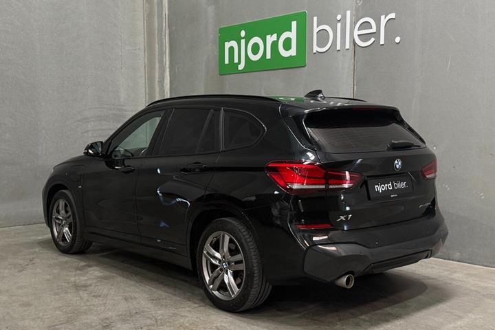 Sort BMW X1 fra 2021