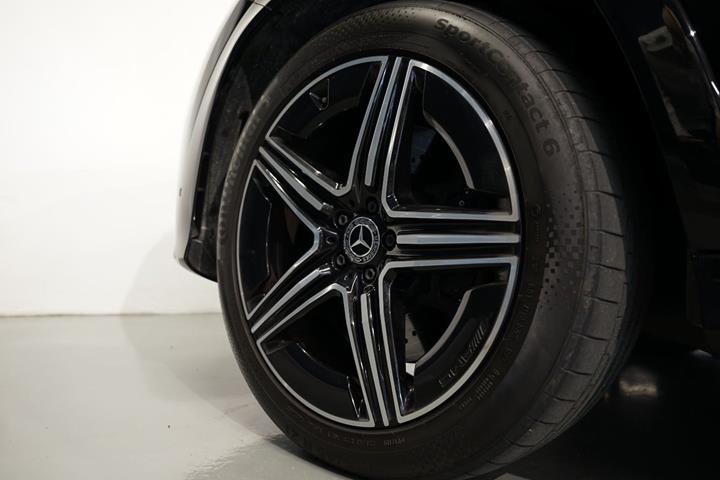 Sort Mercedes GLE350 de fra 2024