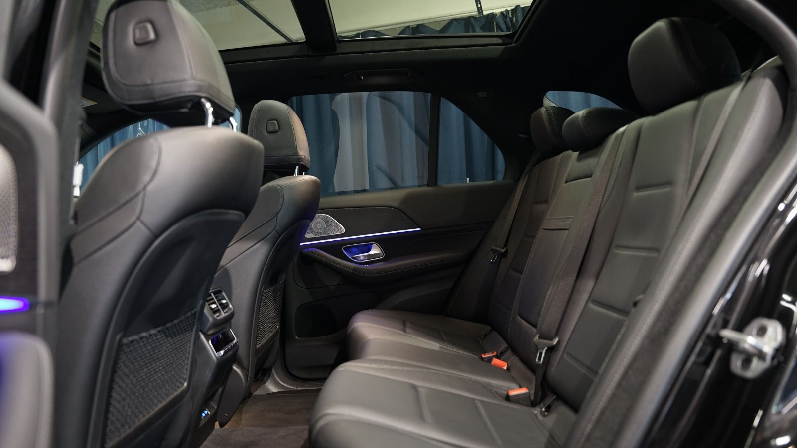 Sort Mercedes GLE350 de fra 2024