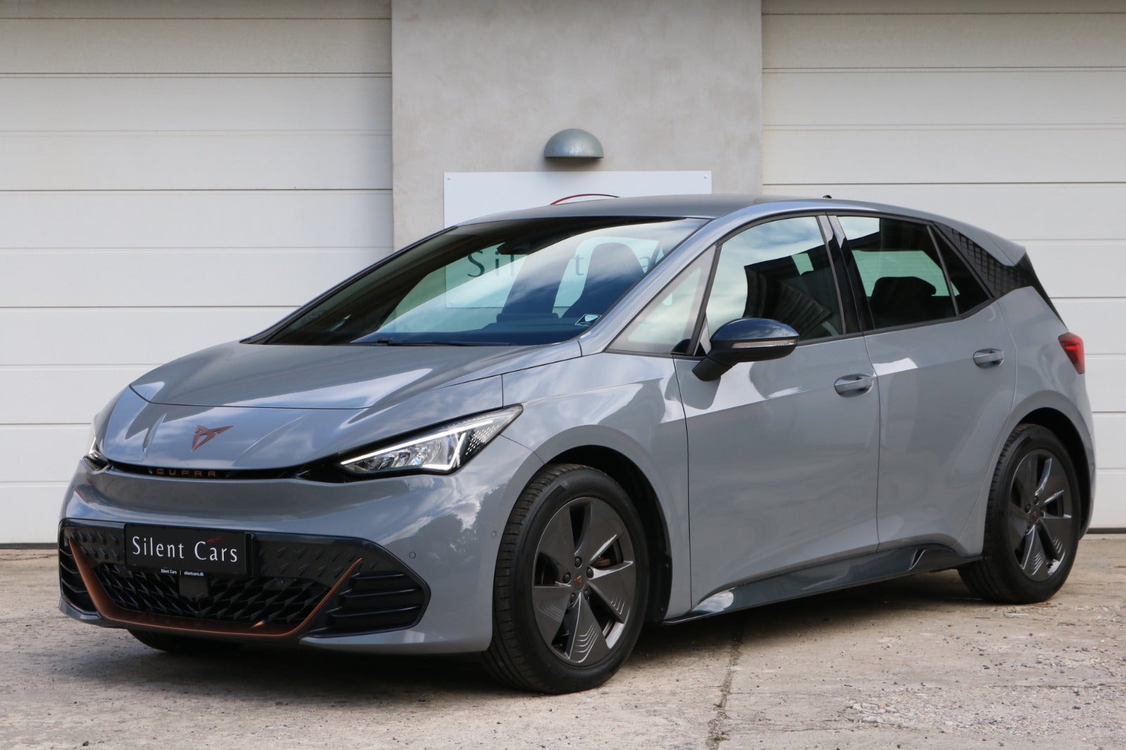 Grå Cupra Born fra 2022