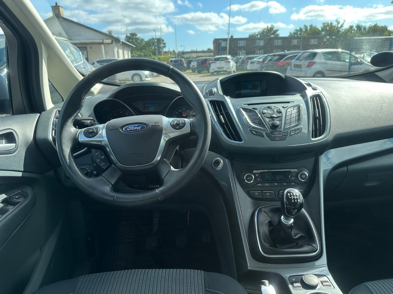 Sølv Ford C-MAX fra 2014