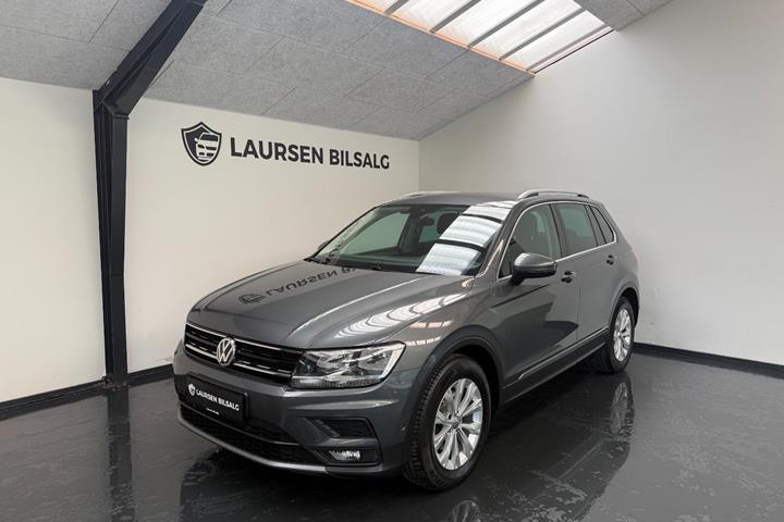 Grå VW Tiguan fra 2019