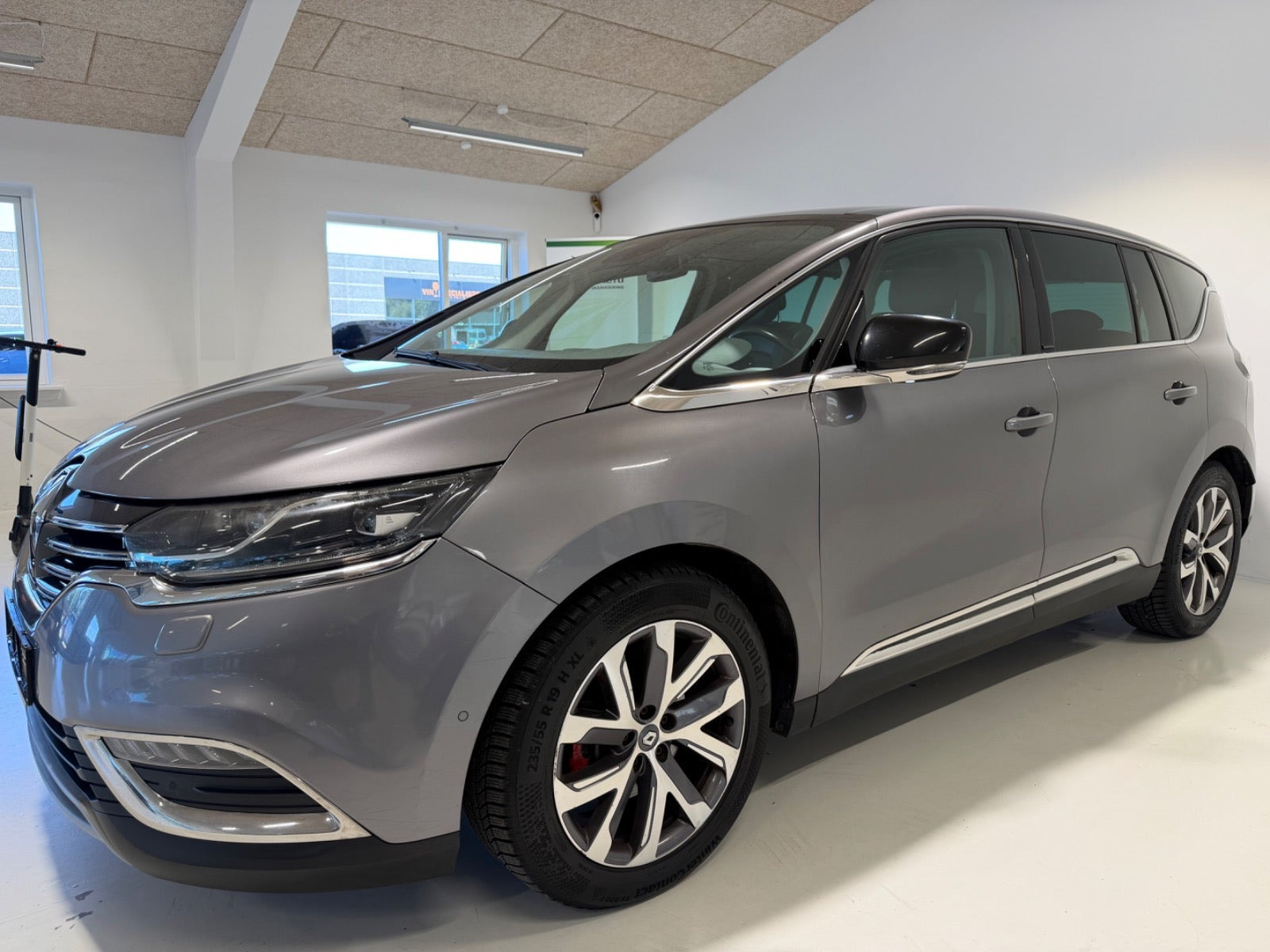 Grå Renault Espace fra 2015